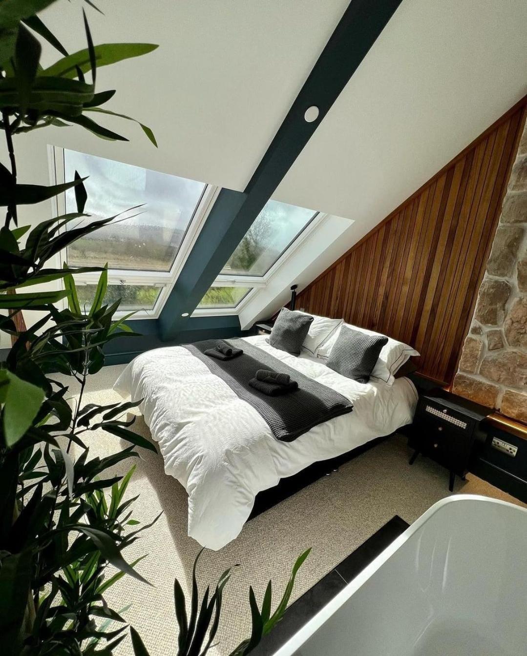 Llanddeiniolen Plas Coch Luxury Barn מראה חיצוני תמונה