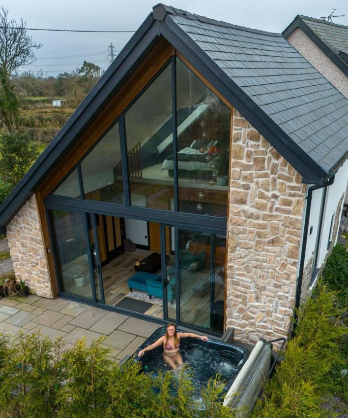 Llanddeiniolen Plas Coch Luxury Barn מראה חיצוני תמונה